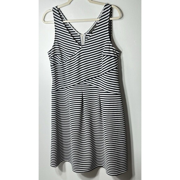 LANE BRYANT Dress Size 14 Blue/White Stripe Sleeveless Double V-Neck Back Zip - Picture 5 of 12